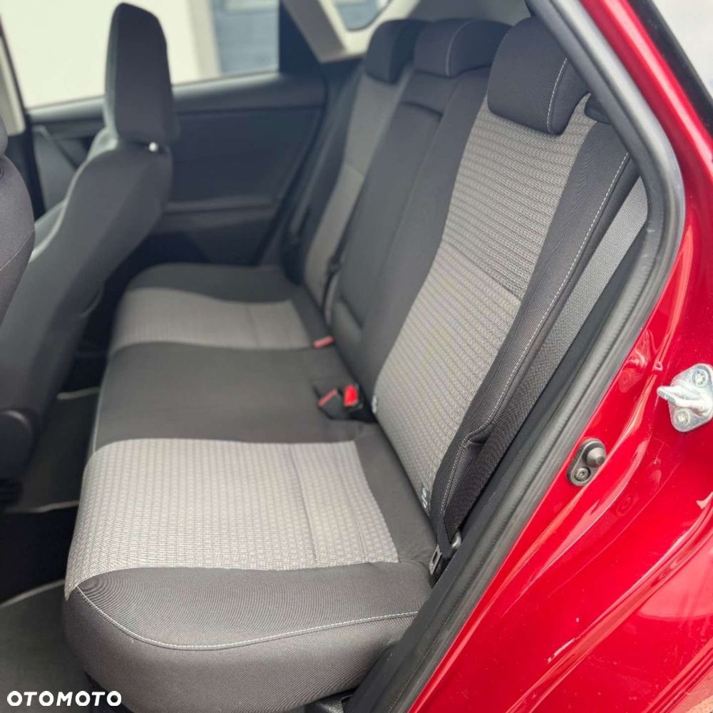 Toyota Auris - 23