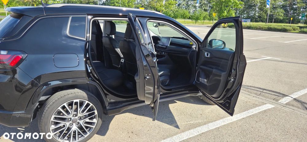 Jeep Compass 1.3 T4 PHEV 4xe Summit S&S - 9