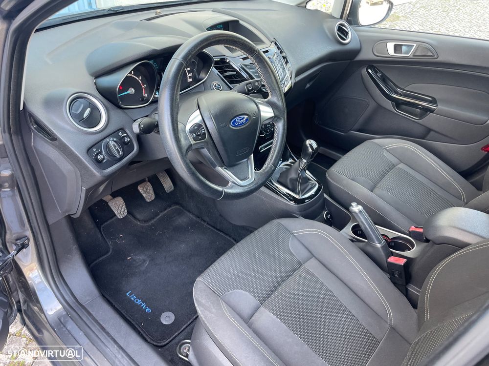 Ford Fiesta 1.0 T EcoBoost Titanium - 8