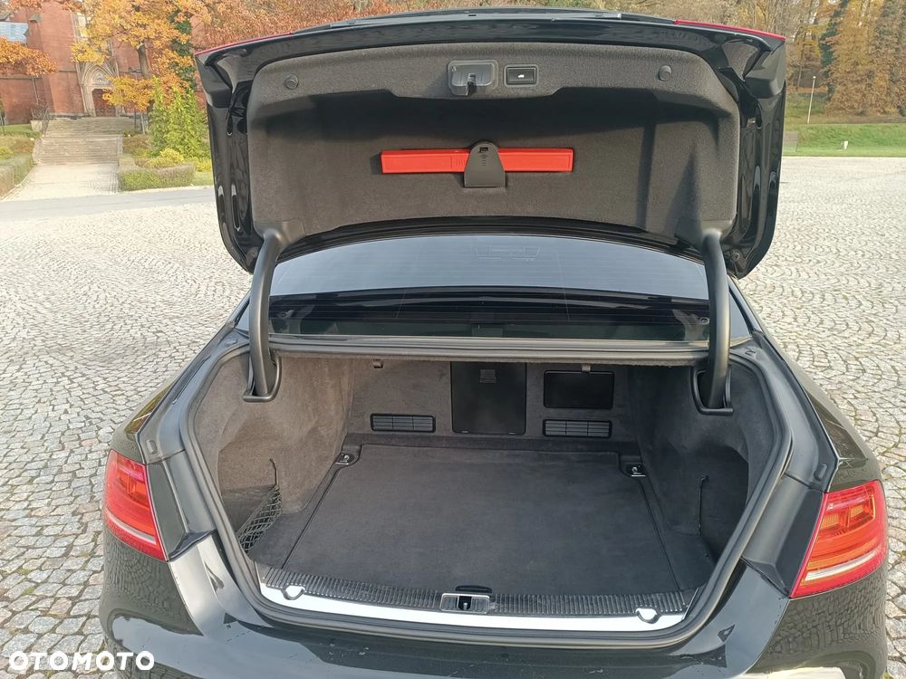 Audi A8 4.2 FSI L Quattro - 27