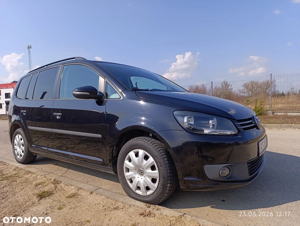 Volkswagen Touran - 16