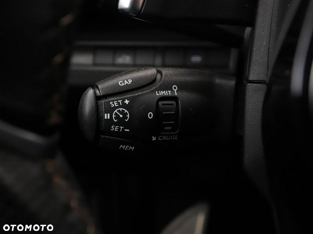 Peugeot 5008 2.0 BlueHDI GT S&S EAT8 - 38
