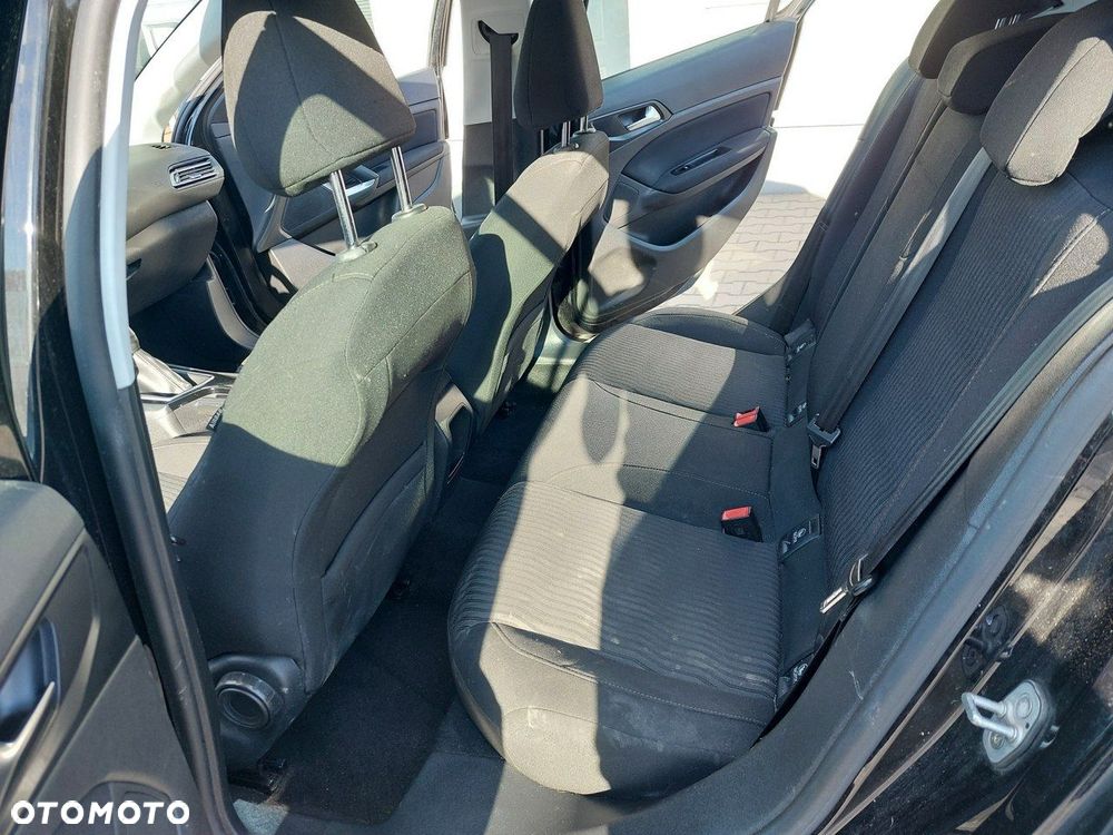 Peugeot 308 - 11
