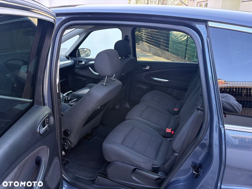 Ford S-Max 2.0 TDCi DPF Titanium - 12