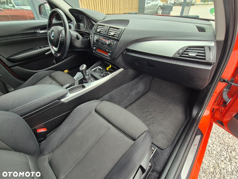 BMW Seria 1 116i Sport Line - 34