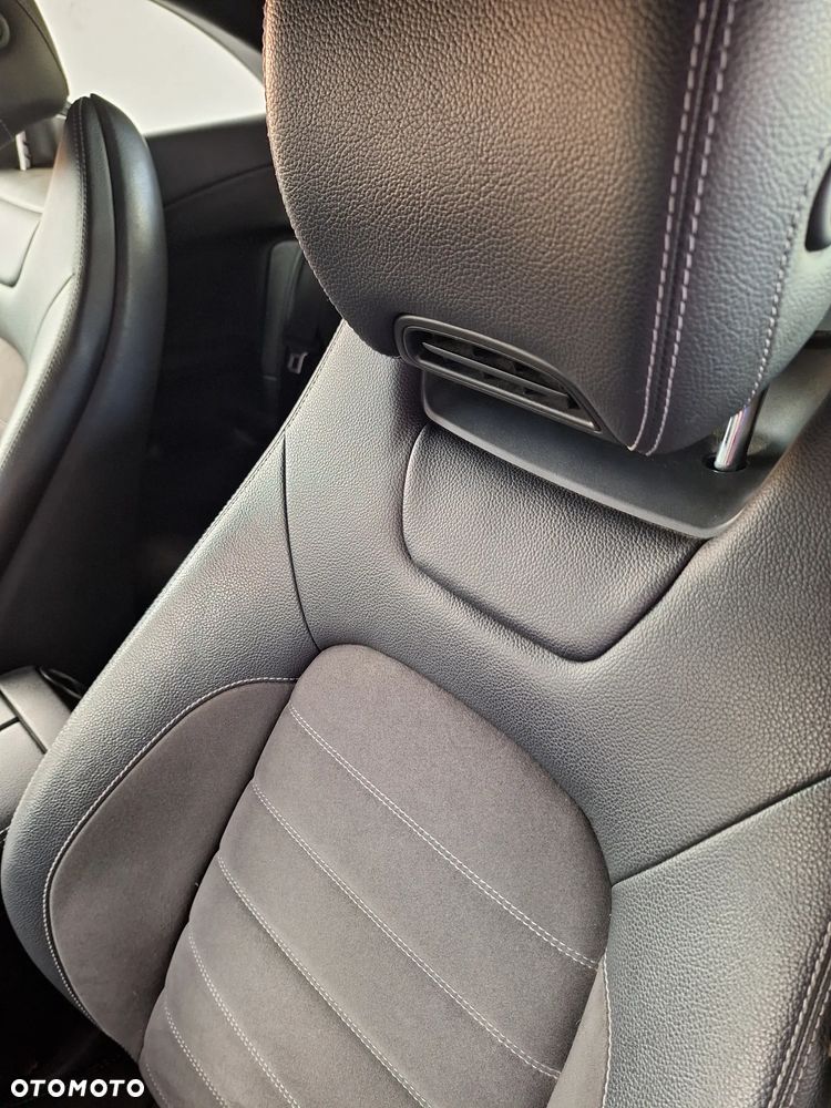 Mercedes-Benz Klasa C 220 d 4Matic 9G-TRONIC AMG Line - 14