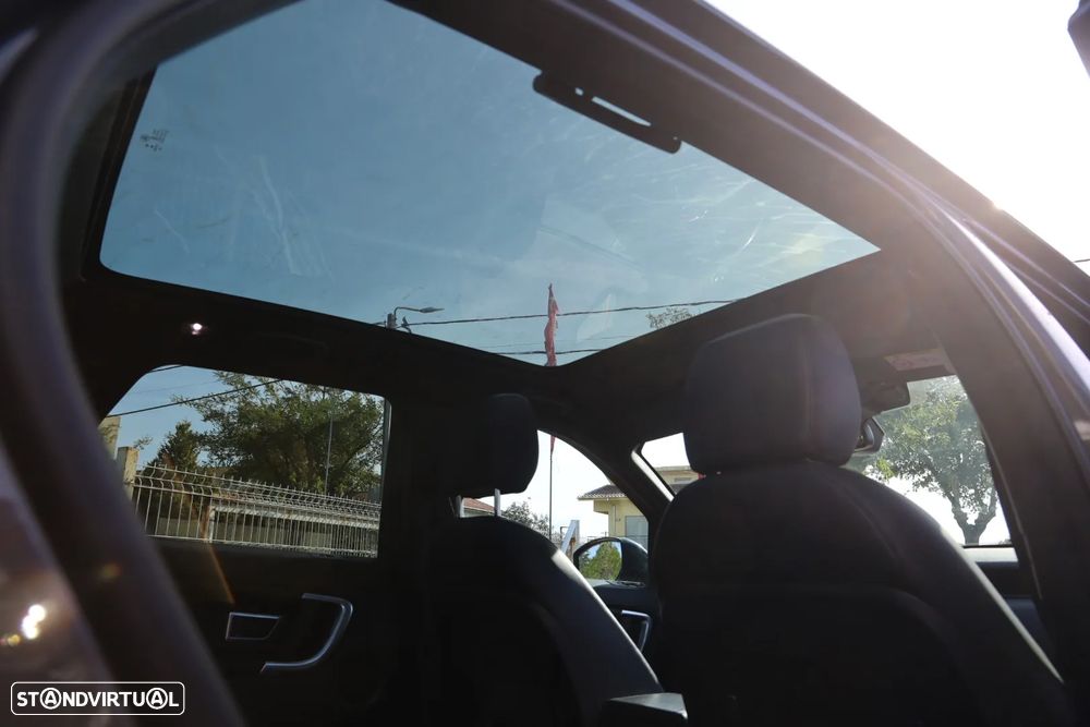 Land Rover Discovery Sport D150 R-Dynamic S - 30