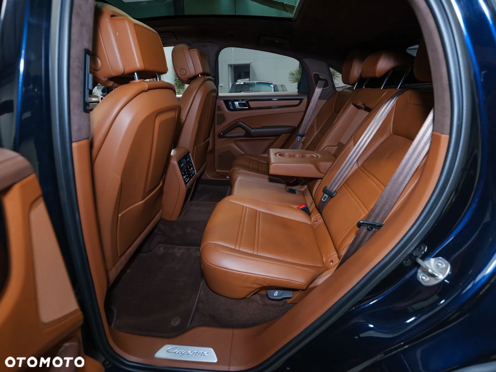 Porsche Cayenne E-Hybrid Platinum Edition - 17