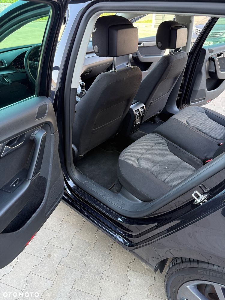 Volkswagen Passat 2.0 TDI Highline - 19