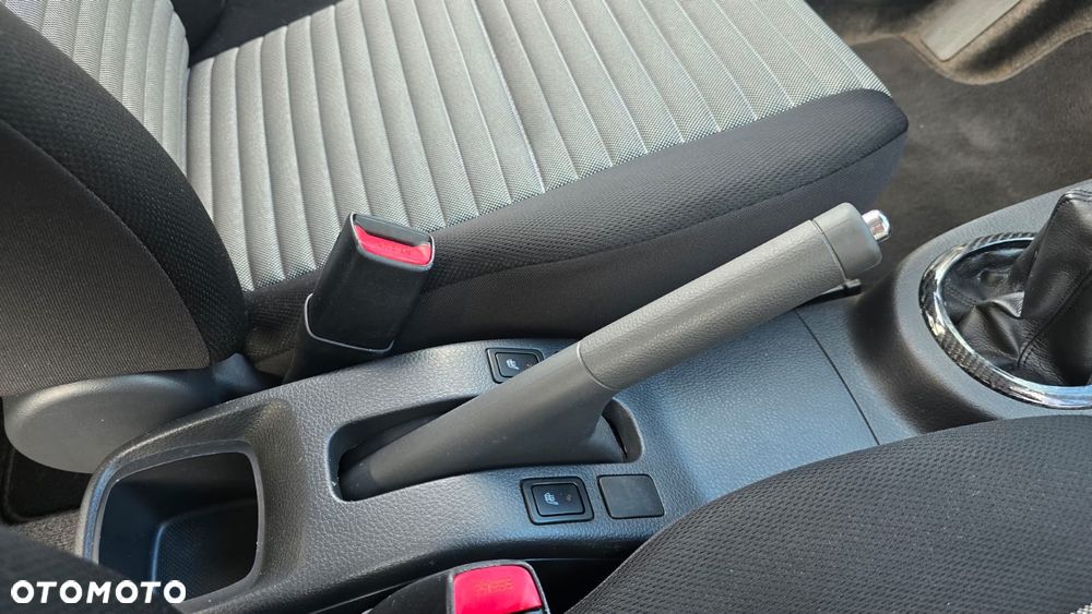 Suzuki SX4 1.6 Comfort - 21