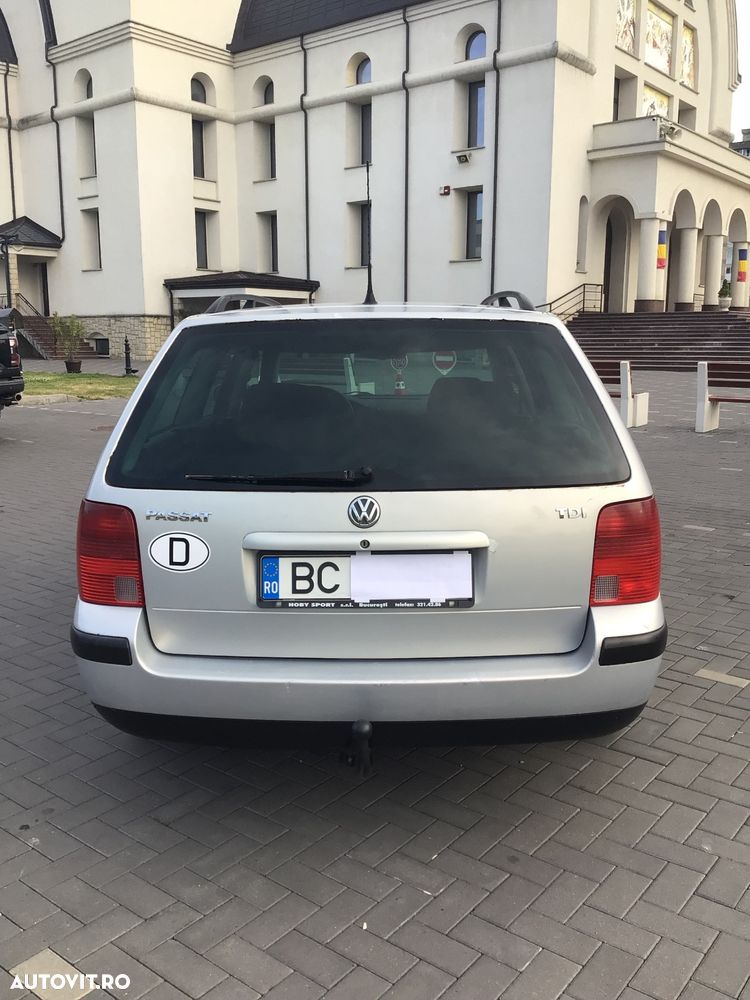 Volkswagen Passat - 6