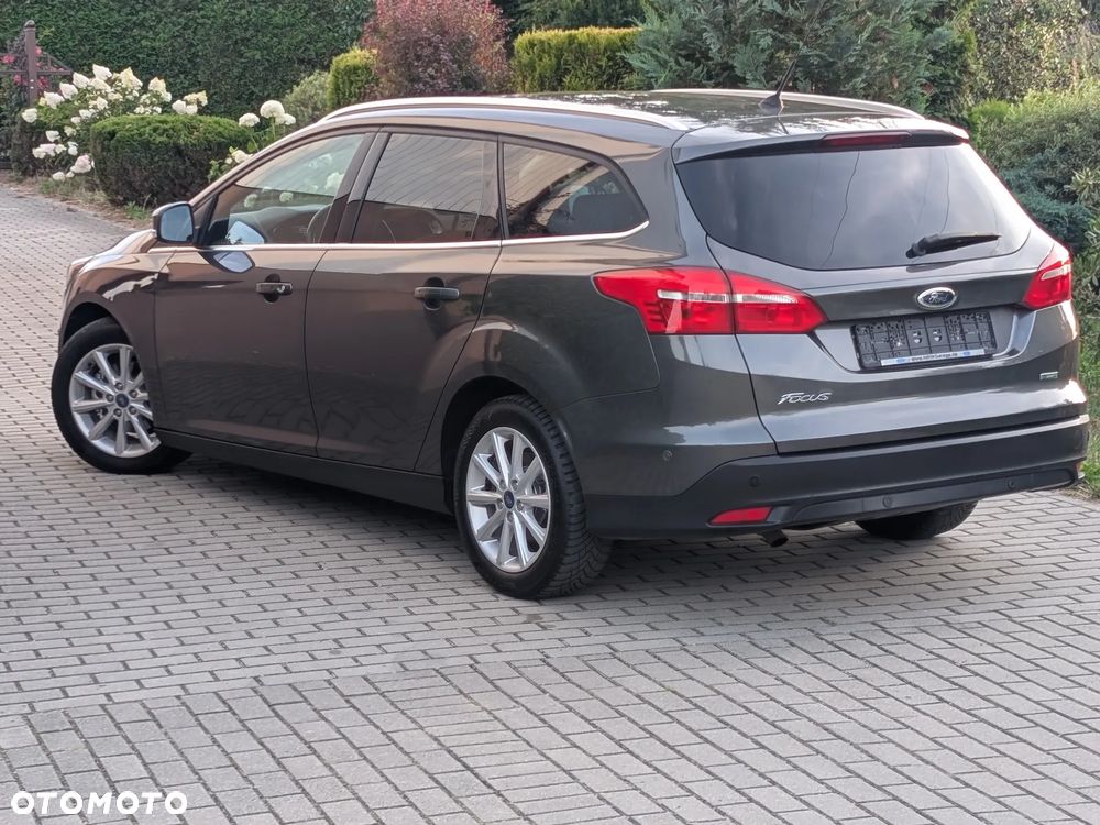 Ford Focus - 11