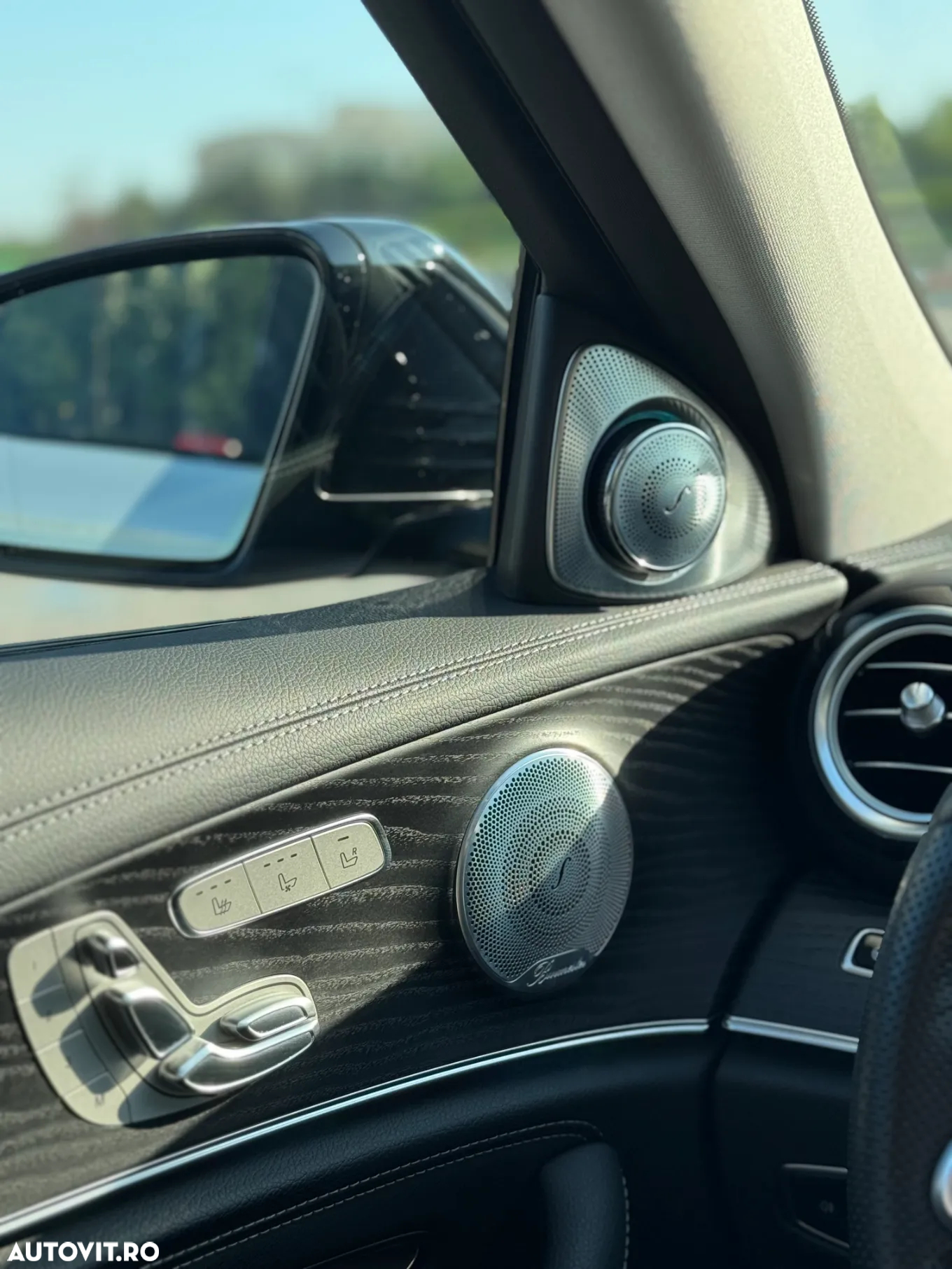 Mercedes-Benz E 300 de T 9G-TRONIC AMG Line - 11