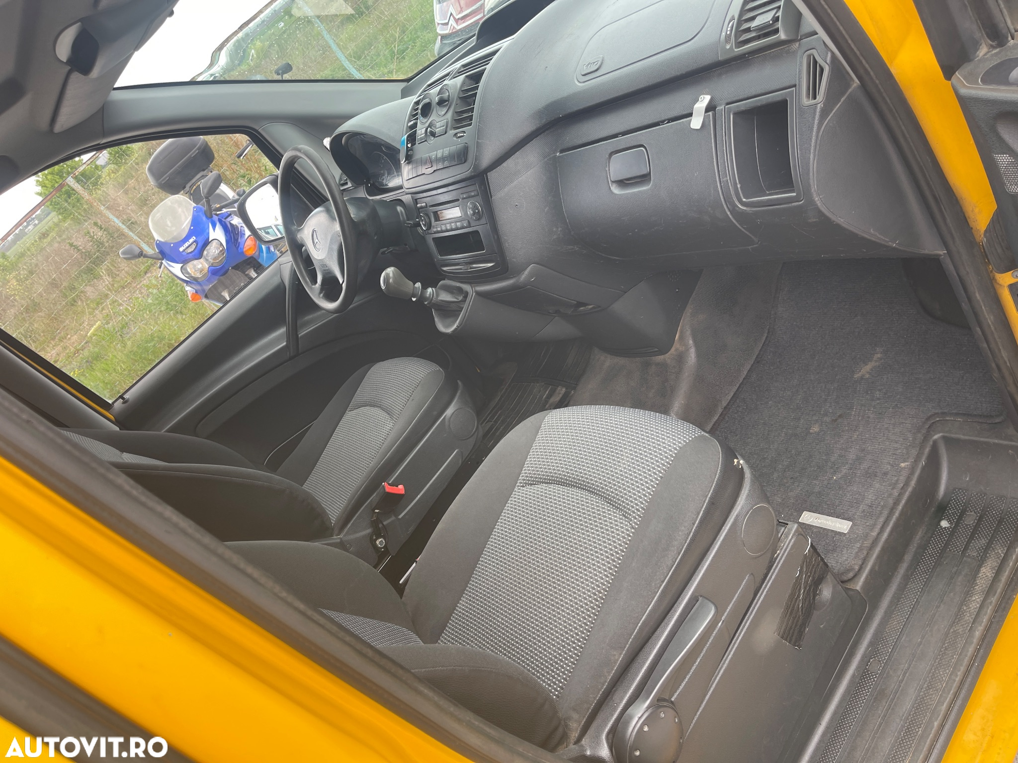 Mercedes-Benz Vito - 24