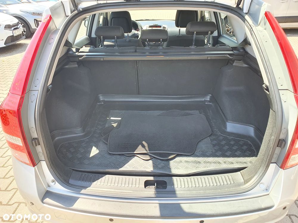 Kia Ceed 1.6 M - 24