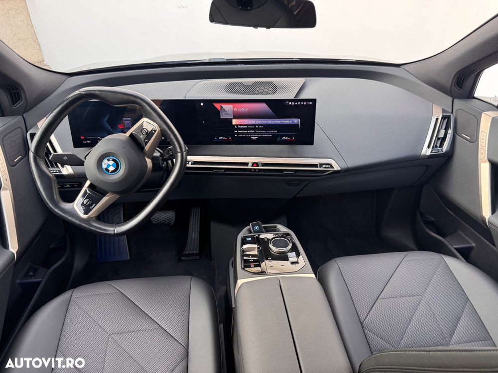 BMW iX - 6
