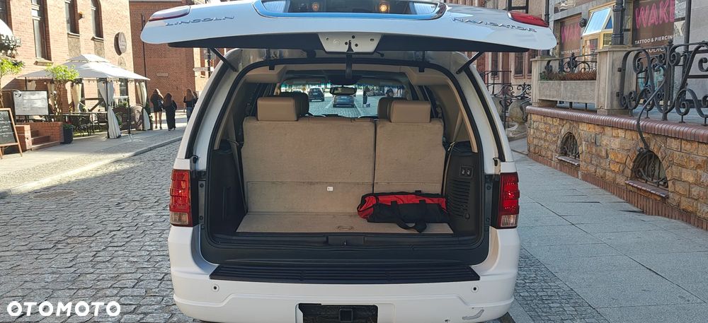 Lincoln Navigator 5.4 4WD - 9