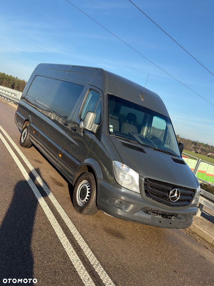 Mercedes-Benz Sprinter - 26