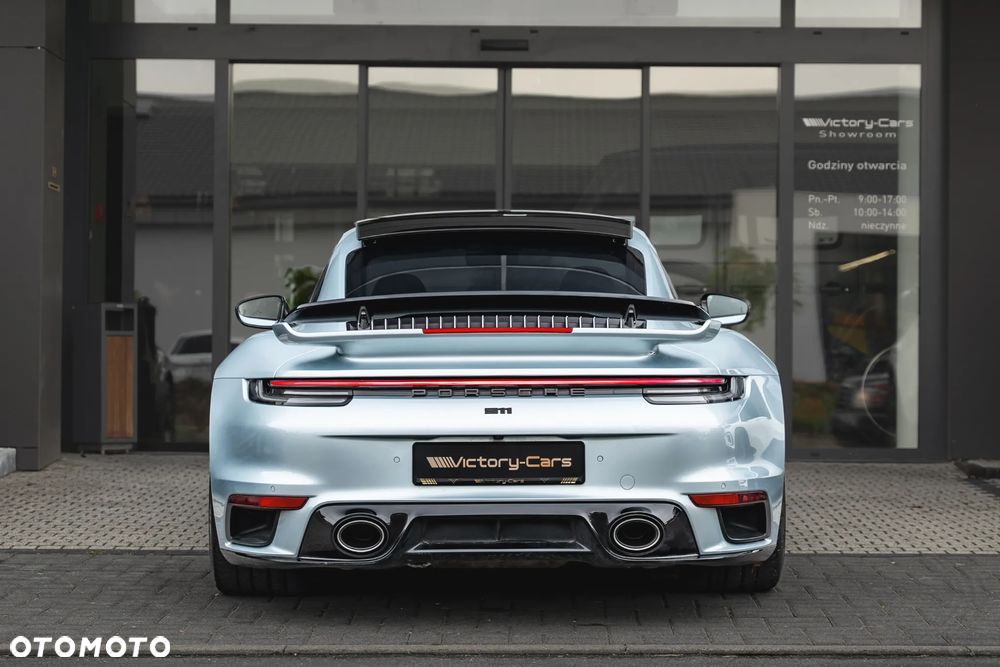 Porsche 911 Turbo S - 18