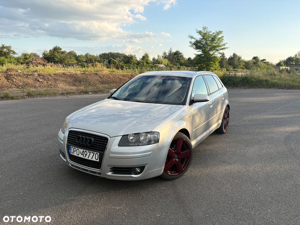 Audi A3 Sportback - 1