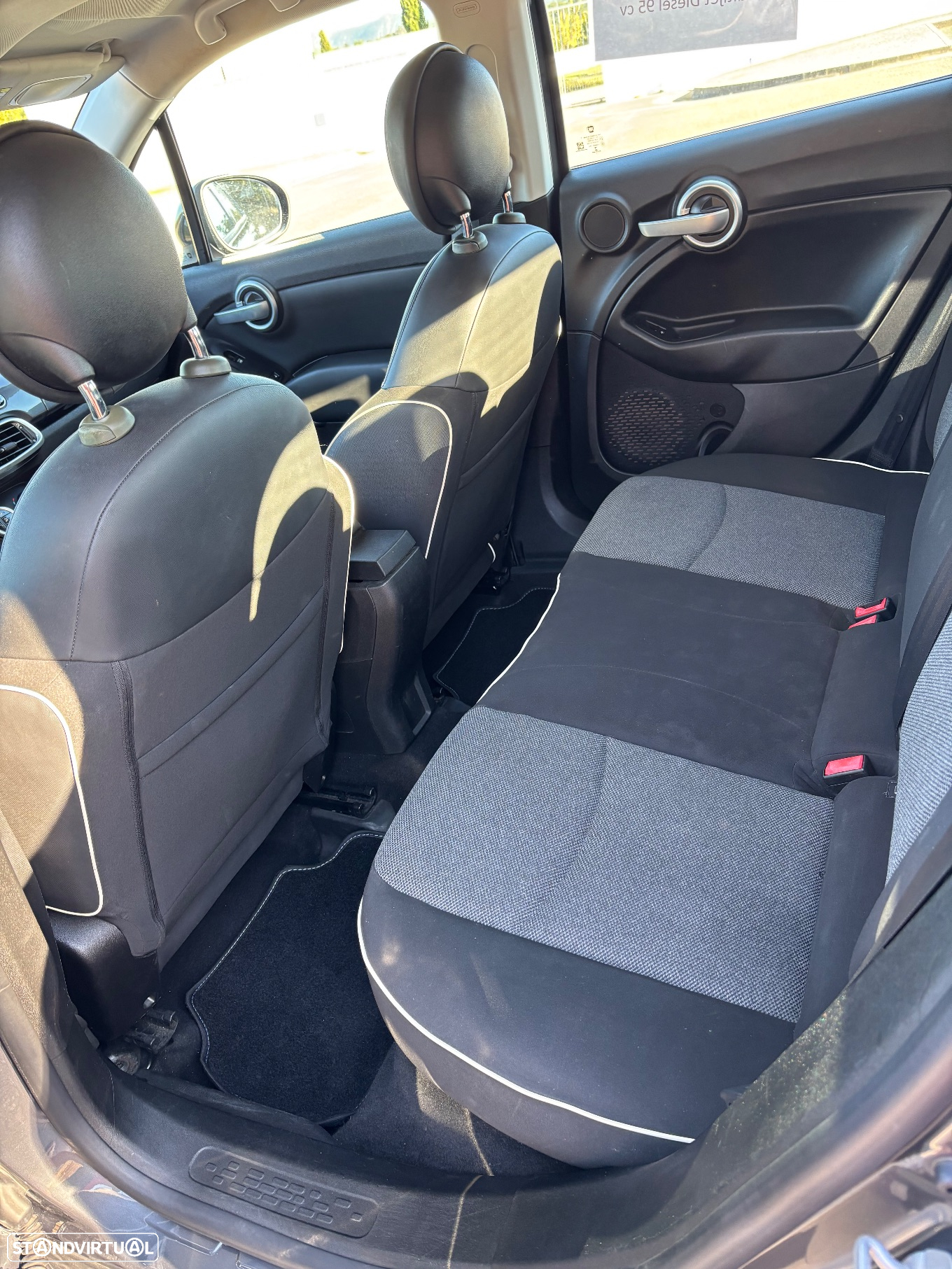 Fiat 500X 1.3 MJ Pop Plus J17 S&S - 8