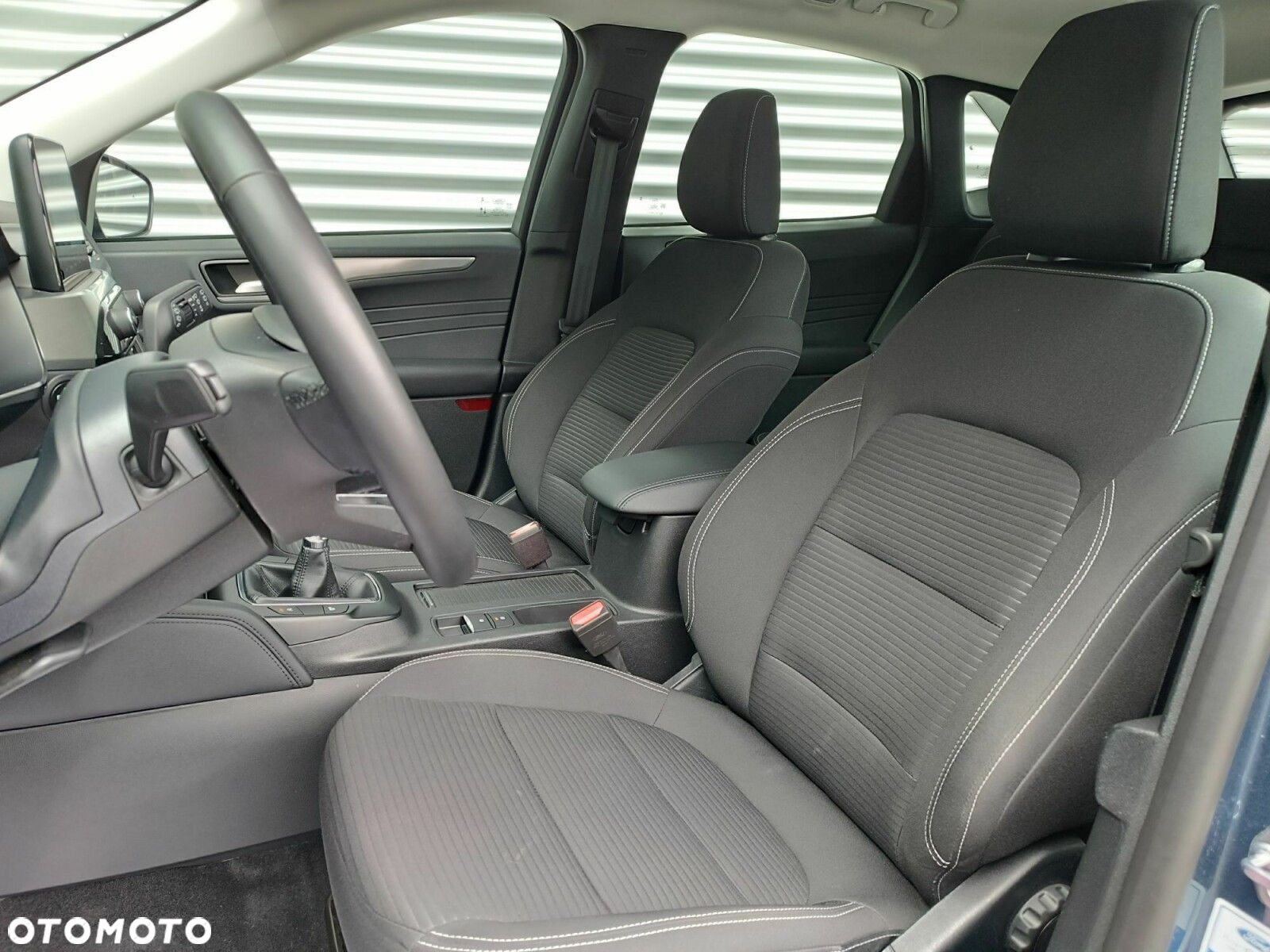 Ford Kuga 1.5 EcoBoost FWD Titanium - 30