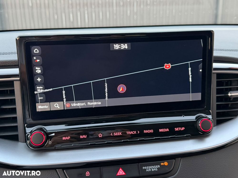 Kia Ceed 1.6 CRDi DCT Vision - 29