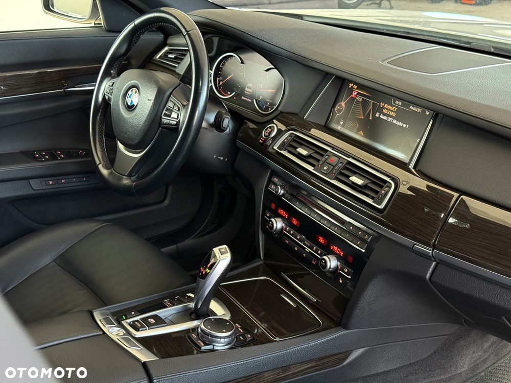 BMW Seria 7 730d - 31