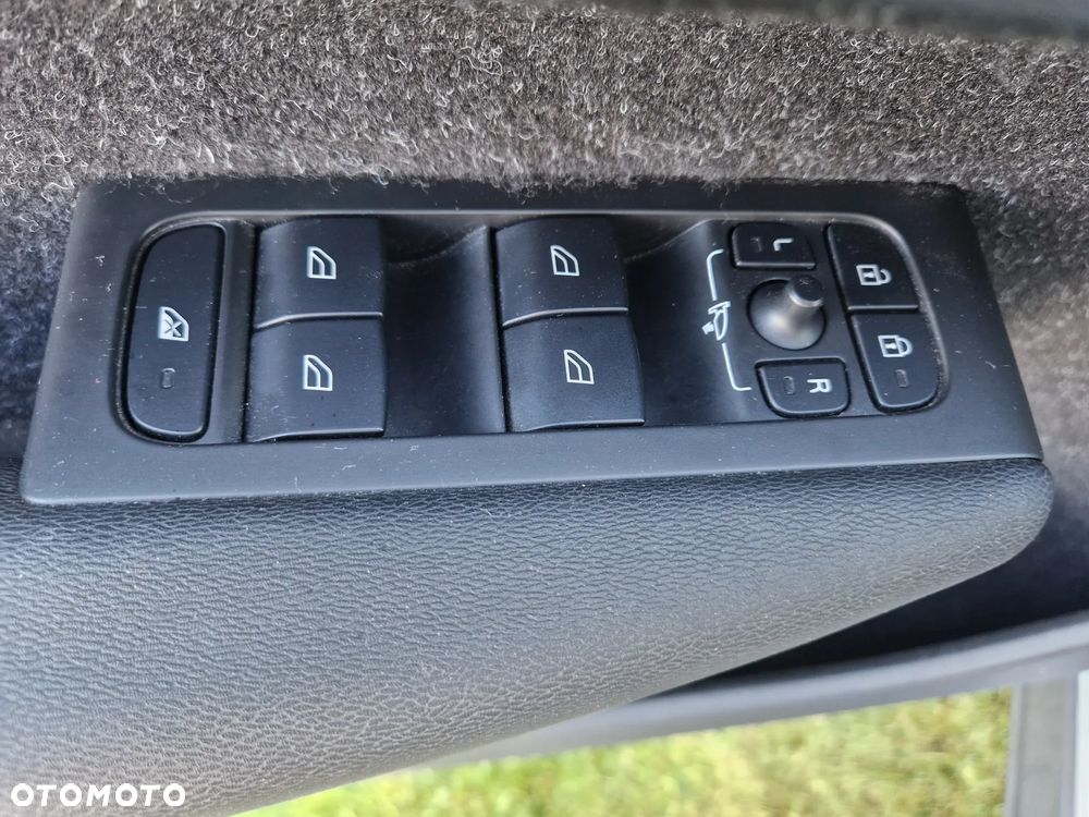 Volvo XC 40 T4 Momentum - 18
