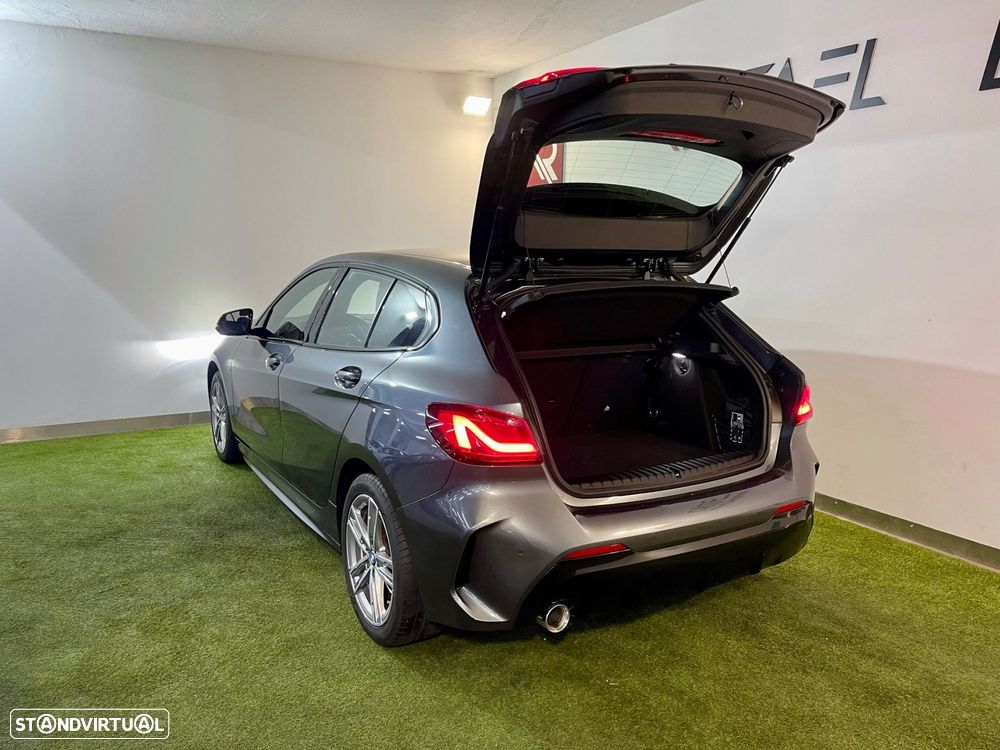 BMW 116 d Pack Desportivo M - 12