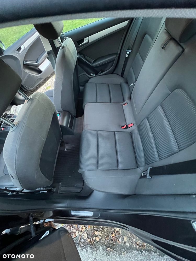 Audi A4 Limousine - 7