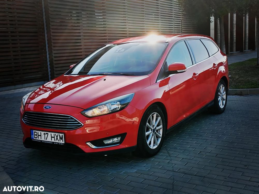 Ford Focus Turnier 1.5 TDCi DPF Start-Stopp-System Aut. Titanium - 2