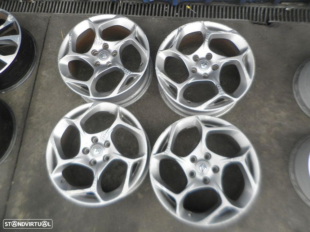 Jogo De Jantes Jgjant1253 RENAULT MEGANE 3 CC GT LINE 2010 2.0 DCI 160CV 2 BRANCO ET49 8X18 5X114.3 66MM - 1