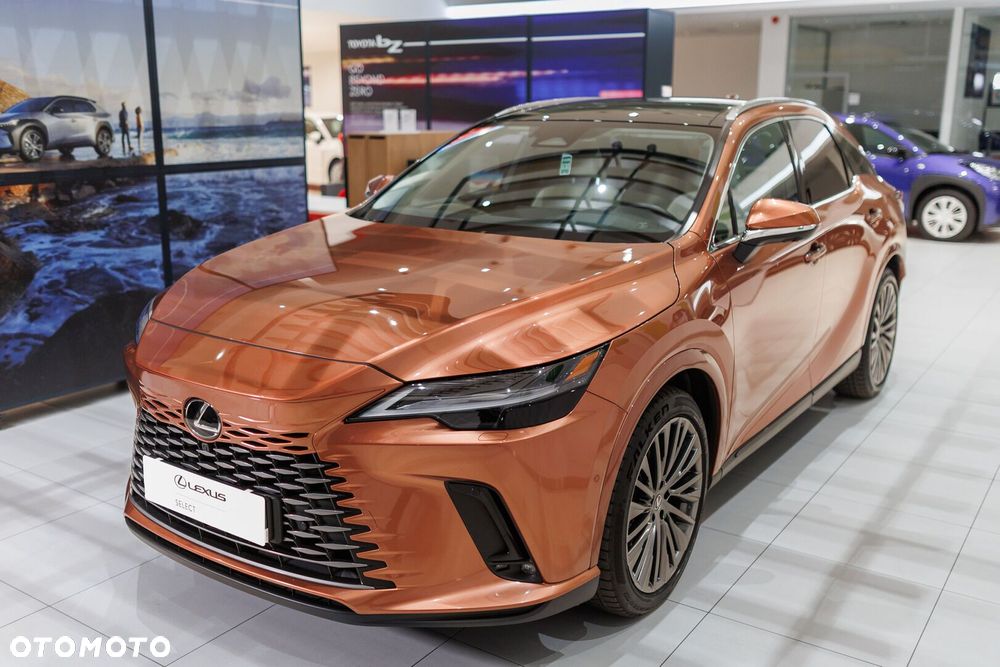 Lexus RX 450h+ Omotenashi - 11