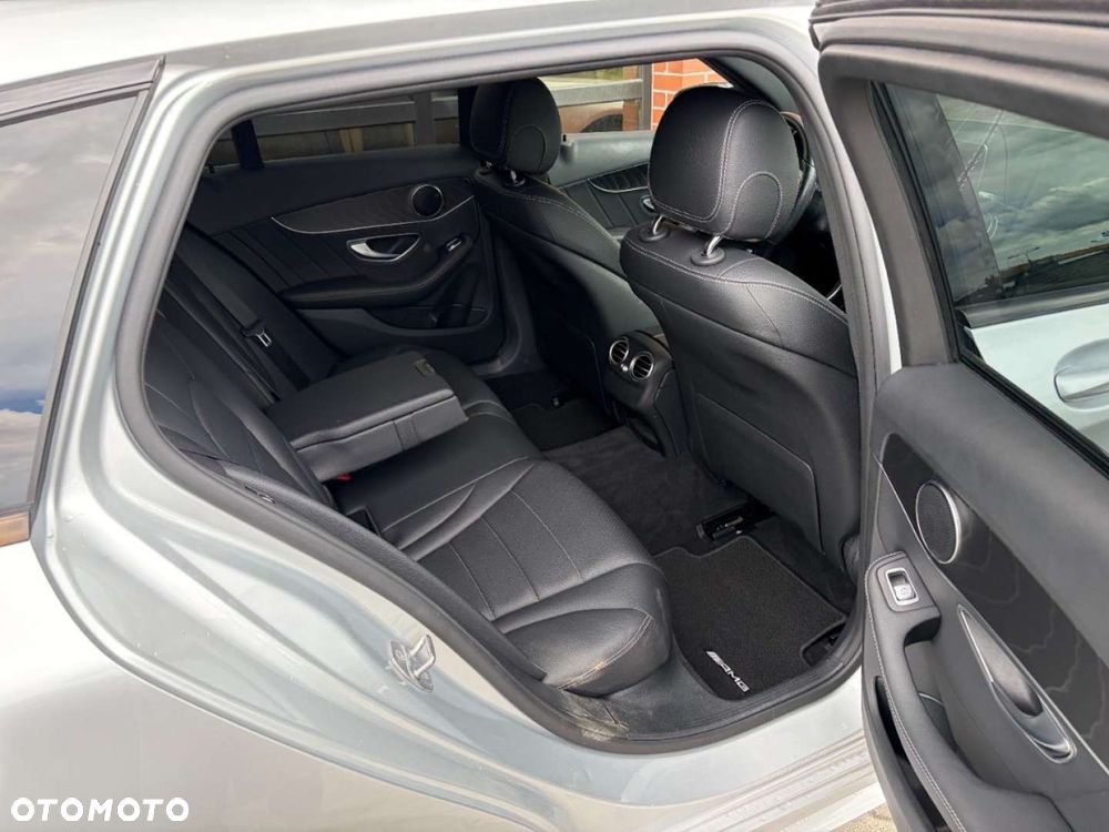 Mercedes-Benz Klasa C 250 d 4Matic 9G-TRONIC - 17