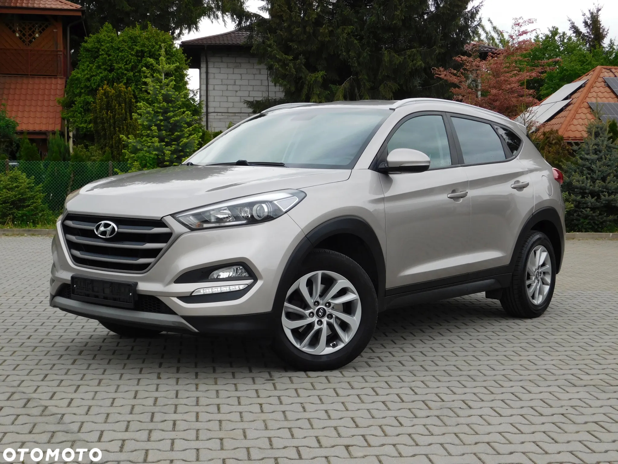 Hyundai Tucson 1.6 GDi 2WD Pure - 11