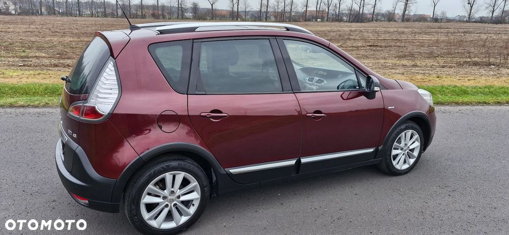 Renault Scenic Energy dCi 130 Euro 6 S&S Xmod Bose Edition - 8