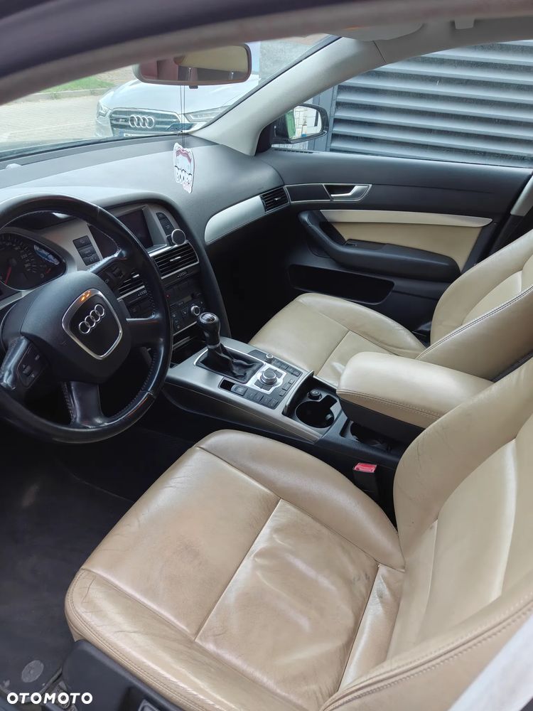 Audi A6 Avant 2.4 - 8