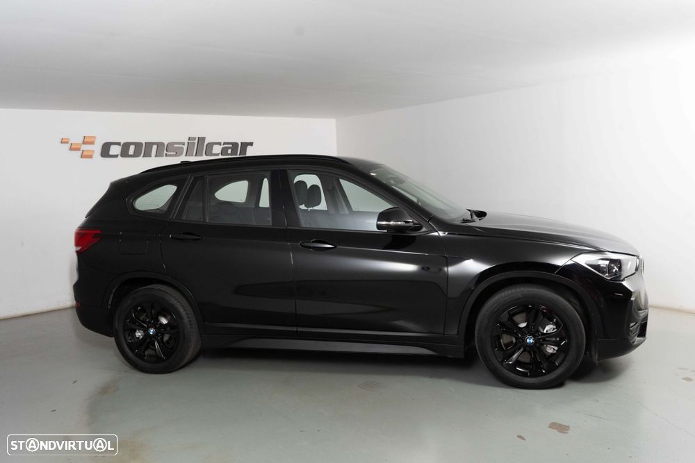 BMW X1 25 e xDrive Corporate Edition - 7