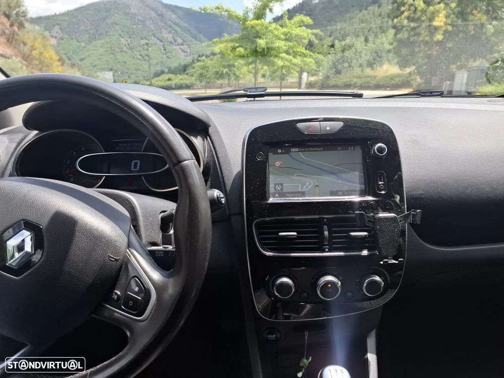 Renault Clio Energy dCi 90 Start & Stop LIMITED - 6