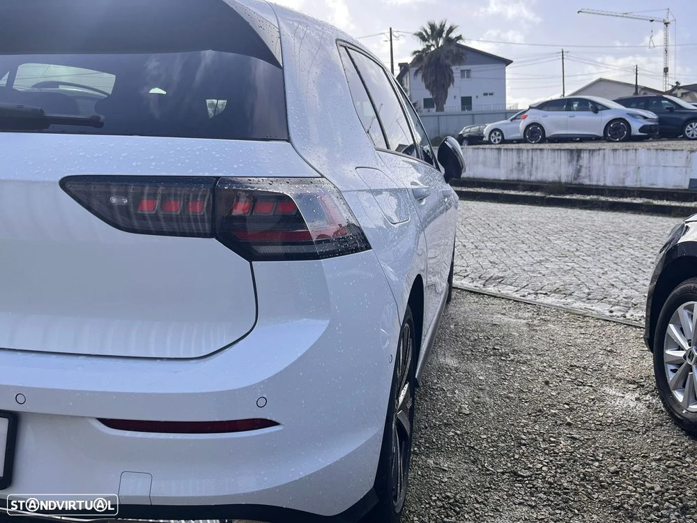 VW Golf 1.5 TSI e-Hybrid GTE DSG - 25