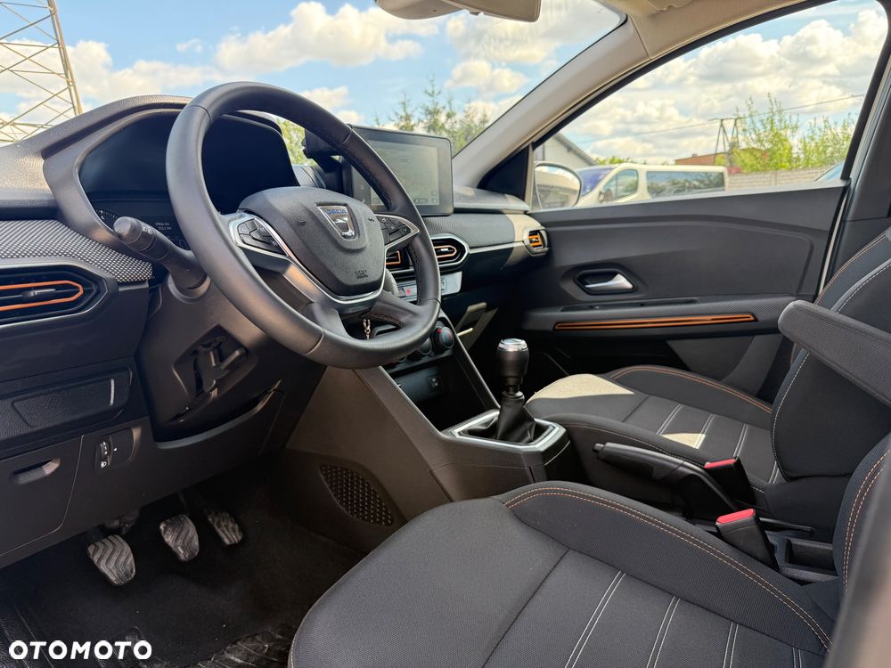 Dacia Sandero - 33