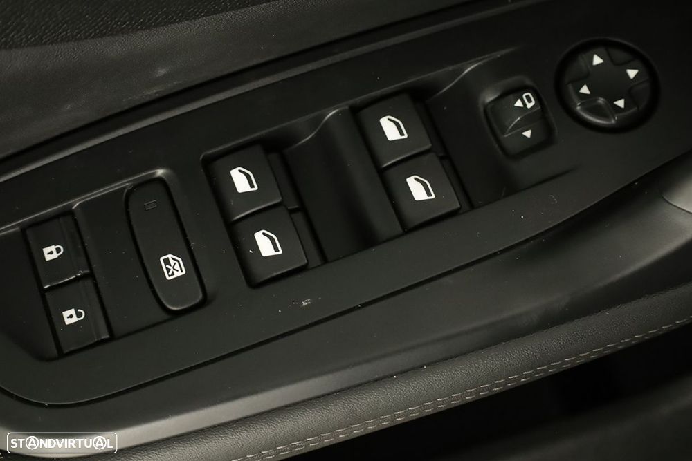 Peugeot 308 SW 1.6 Hybrid Allure e-EAT8 - 20