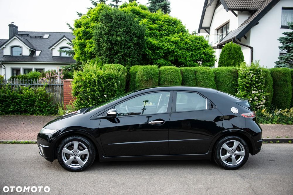 Honda Civic 1.8i-VTEC Executive - 11