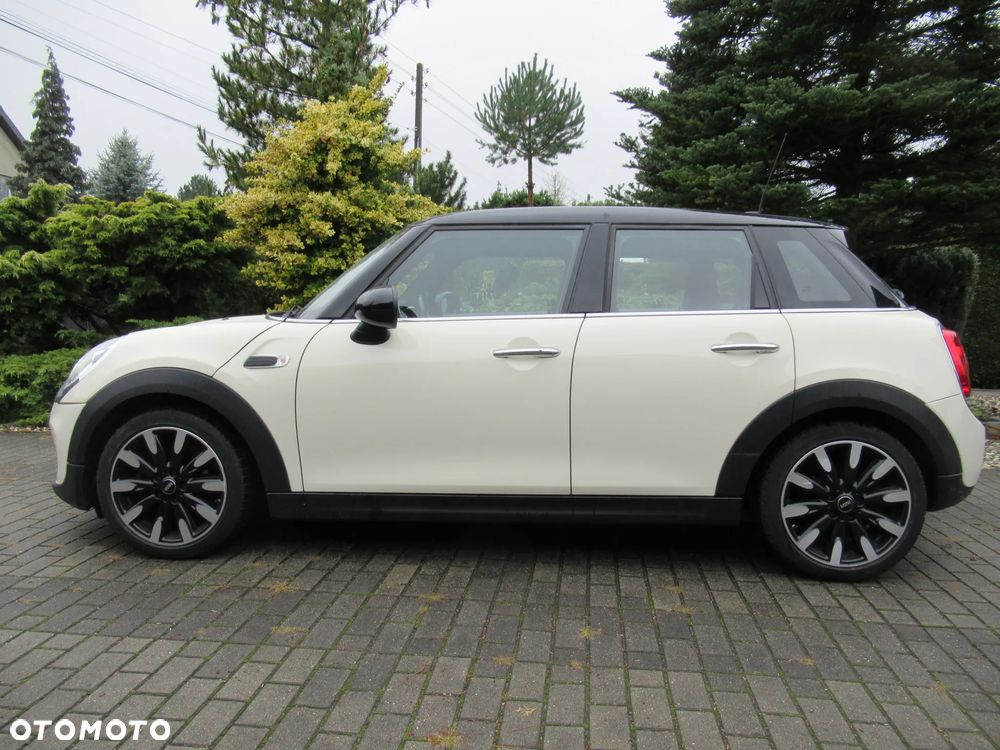 MINI Cooper Standard - 4