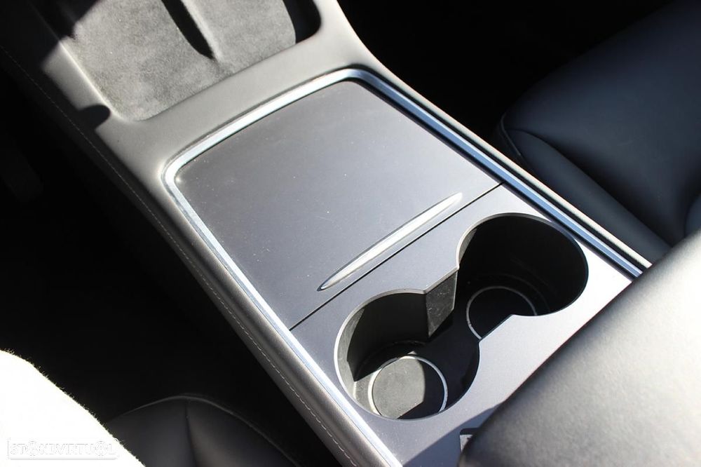 Tesla Model Y Tração Traseira - 28