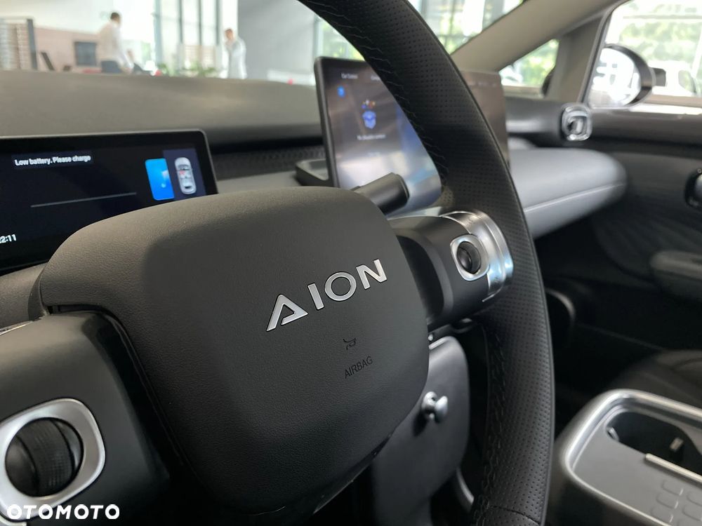 GAC AION UT - 12
