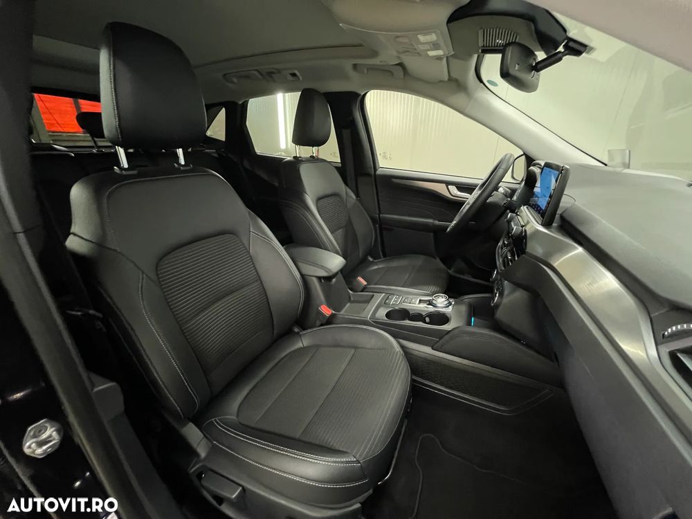 Ford Kuga 2.5 Duratec PHEV Titanium X - 12