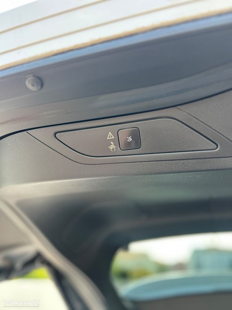 Citroën C4 Picasso 1.2 PureTech Intensive — fotografia 11