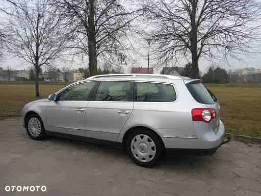 Volkswagen Passat 2.0 TDI Comfortline - 3